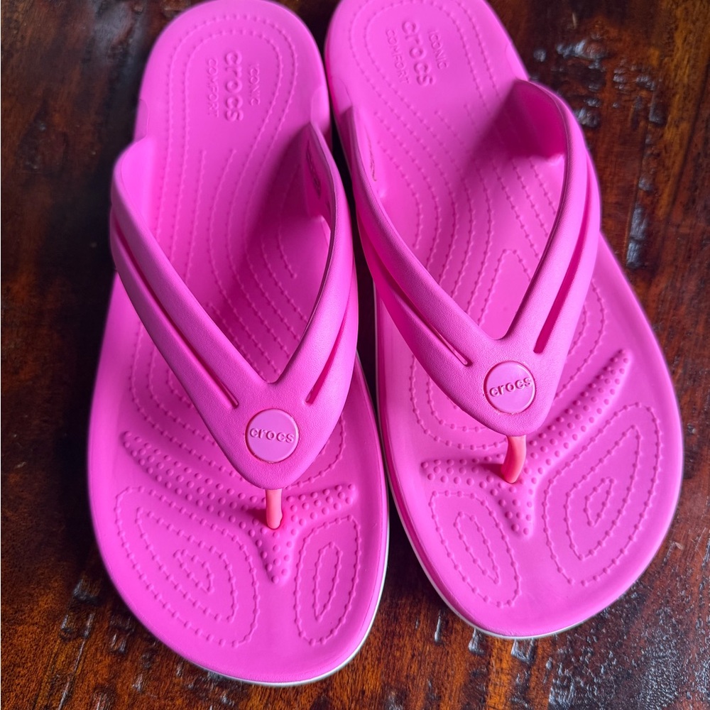 CROCS Vibrant Pink Flip Flops